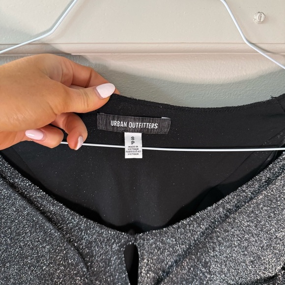 Urban Outfitters Grey and Black Sparkle Cut Out Front Cropped Long Sleeve Seam - Picture 3 of 9